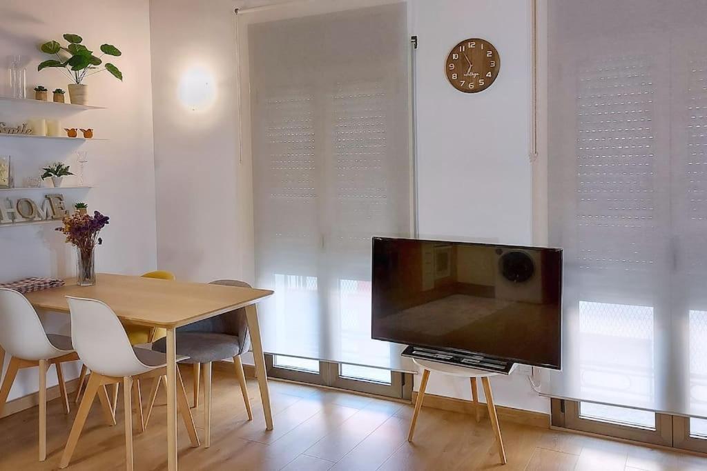 Ferienwohnung Precioso Apartamento Duplex En El Centro De Olot Exterior foto